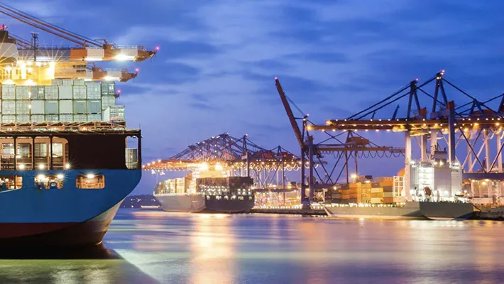 Sáraíonn Barrachas Trádála na Síne $1 Trilliún